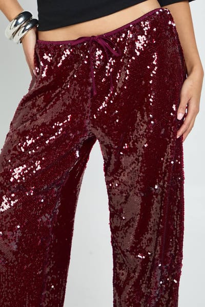 boohoo Dames Petite lage taille met trekkoord en paillettenbroek | Wijn | Maat: 36