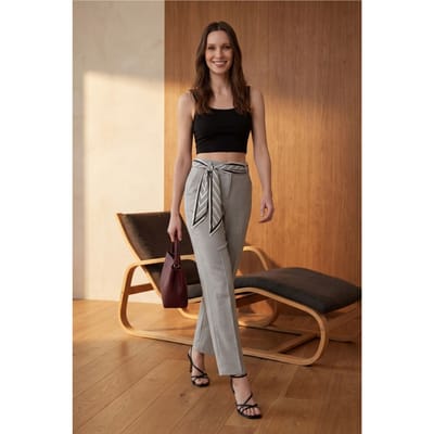 Hoge Taille Rechtoe-Rechtaan Crepe Broek met Ceintuur
