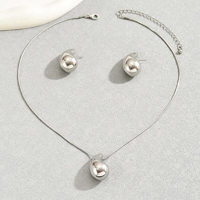 Waterdruppelvormige sieradenset 2 stuks ketting oorbellen goud zilver kleur zinklegering eenvoudige stijl voor vrouwen