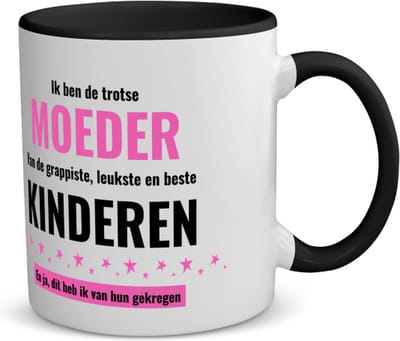 Akyol - ik ben de trotste moeder van de grappigste, leukste en beste kinderen, en ja dit heb ik van hun gekregen koffiemok - theemok zwart - Mama - de trotste moeder - moeder cadeautjes - moederdag - verjaardagscadeau - cadeau - 350 ML inhoud