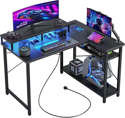 L-vormig Bureau met LED Verlichting en Stopcontacten - Gaming en Thuiswerk Tafel