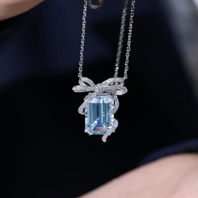 Nieuwe Japanse Ketting Aquamarijn Hanger Lichte Luxe Niche Ontwerp Blauwe Strik Sleutelbeenketting Vrouwelijk gray
