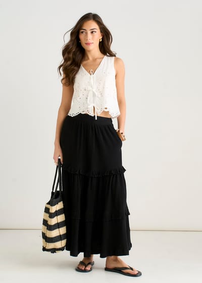 Zwarte, gelaagde katoenen skater-maxi-rok