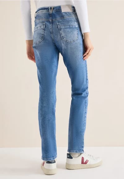 Straight Legs jeans