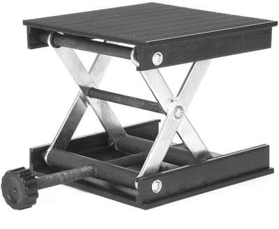 Dailygoods- Hefstandaard Kunststof Plaat - Metalen Beugel - Maximale Hefhoogte 90 mm - Afmetingen 90 x 90 mm - Verstelbaar - Eenvoudige Bediening - Hefplatform