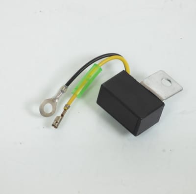 spanningsgelijkrichter rsm voor bromfiets mbk 50 51 av10 / 12v 2 draden nieuw