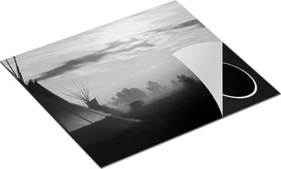 Chefcare Inductie Beschermer Indianen Tipi in de Nacht tijdens de Mist - Zwart Wit - 60x50 cm - Afdekplaat Inductie - Kookplaat Beschermer - Inductie Mat