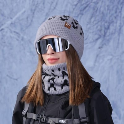 Ensemble Chapeau Écharpe Chaud d'Hiver Pour Femmes Ensemble Thermique 2 Pièces Avec Oreillettes Bonnet Tricoté Mode Extérieure Cagoule Temps Froid gray