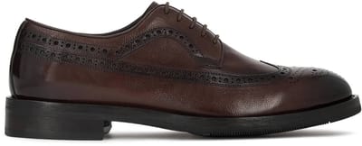 Brown formal shoes with openwork decoration