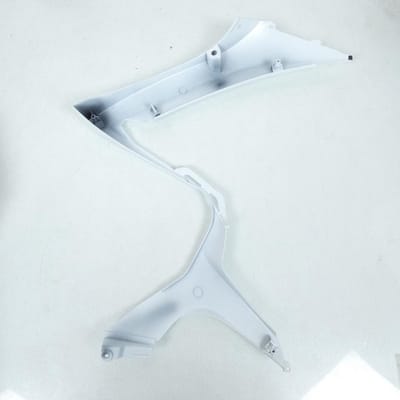 Flanc gauche pour moto Suzuki 750 GSXR 2006 à 2007 94485-01H00-YBD Blanc Neuf