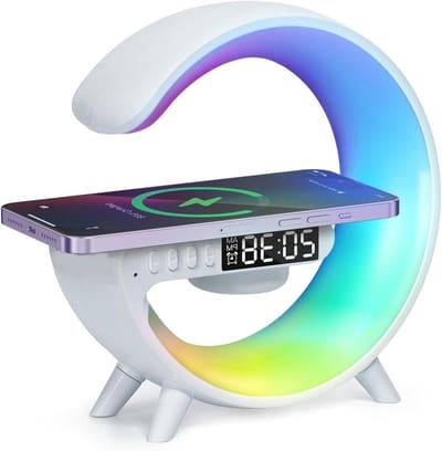 Wekker met Speaker - Nachtlamp - Ontwaken en Ontspannen - Draadloze Oplader - RGB Verlichting - Wit