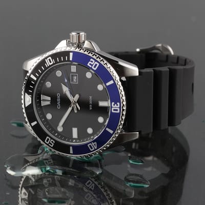 Casio Collection MDV-107-1A2VEF Herenhorloge 44,2 mm - Zwart