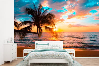 Behang - Fotobehang Palm - Zonsondergang - Horizon - Strand - Zee - Tropisch - Breedte 600 cm x hoogte 400 cm