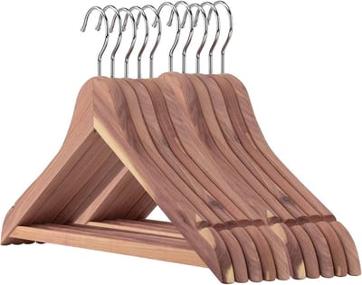 Cederhouten kleerhangers 44 cm met antislip broekstang - Set van 24