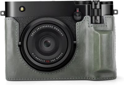 Leren cameratas voor Fuji GFX100 RF - Bescherming, stijl en functionaliteit voor digitale camera's - Groene kleur met handvat en flip-bottom