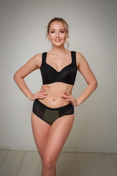 MILENKA zwarte sport BH - met beugel - crossback optie - Maat 90C
