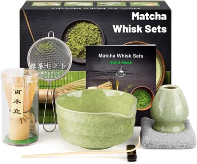 Famanu 7-delige matcha-set voor Japanse matcha-ceremonies, matcha-bezem van natuurlijk bamboe, matcha-schaal, bamboeschep, zeef, theedoek, lepelhouder, melkopzetstuk, complete matcha-set, groen gespikkeld