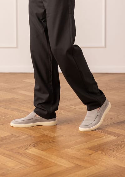Manfield - Heren - Grijze suède loafers - Maat 40