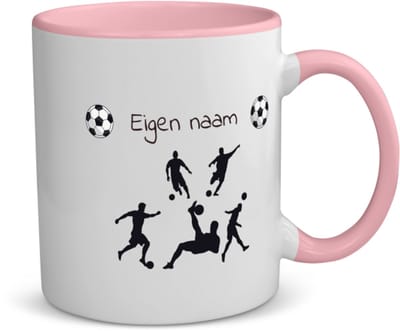 Akyol - voetbal met eigen naam - koffiemok - theemok - roze - Voetbal - liefhebber - cadeau - verjaardag - geschenk - gepersonaliseerd - jongens en meisjes - 350 ML inhoud