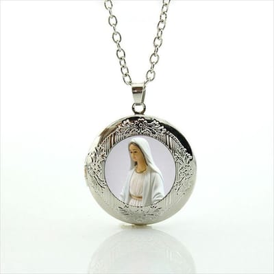 Ketting met hanger Maria Wonderdadige. (medaillon)