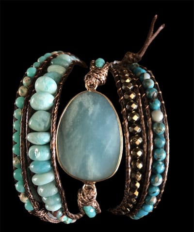 Stijlvolle Boho Wikkel Armband - Trendy Accessoire voor een Vleugje Bohemian - Ibiza Style Armband met Edelstenen