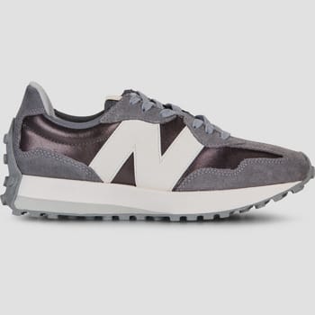New Balance 327 Black Metallic Maat: 36 | Sneakers Outlet | Dames | Grijs