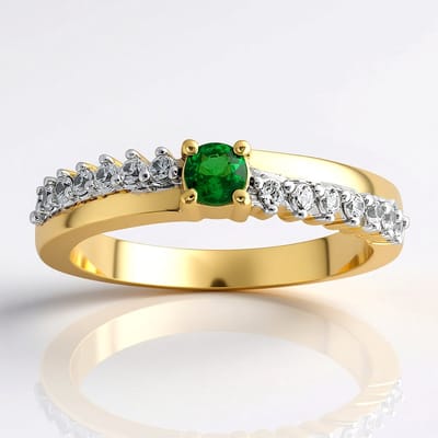 Cavill - Gouden Ring 9K Geelgoud - AAA Keniaanse Tsavoriet 0,14 ct - 14 Witte Zirkonia's - Moderne Elegante Damesring Met Groene Edelsteen