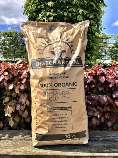 Houtskool Birch/Oak 2 x 10 kg , “Bestcharcoal” RESTAURANT KWALITEIT. FSC gecertificeerd. RESTAURANT QUALITY IS VAN EEN HOGERE KWALITEIT DAN PREMIUM QUALITY. MOOIE GROTE BROKKEN. LANGE BRANDDUUR