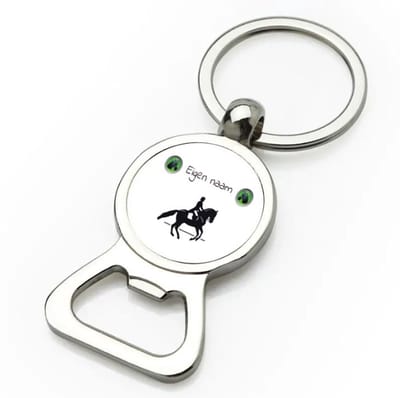 Akyol - paardrijden met naam vrouw flesopener - Paardrijden - vrouwen en meisjes - cadeau - verjaardag - geschenk - gepersonaliseerd - 9 bij 3 cm