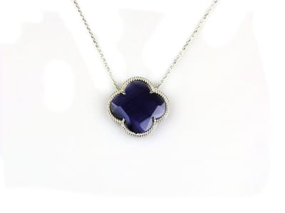 model Fiori klein ketting in zilver paarse klaver
