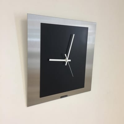 Wandklok THE SQUARE BLACK -MODERN DUTCH DESIGN