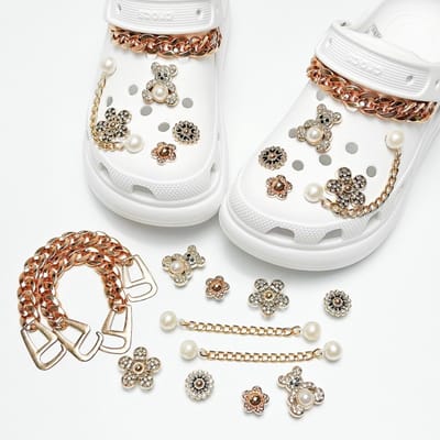 Schoenaccessoires-geschikt voor crocs charms- geschikt voor crocs pins- geschikt voor crocs Accessoires- geschikt voor Crocs Jibbitz-CJ-284 gouden ketting Hollow bloem beer