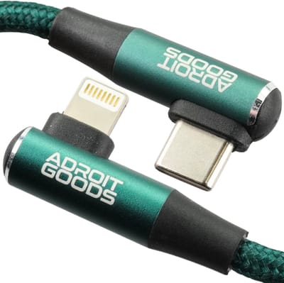 AdroitGoods USB-C naar Fast Charge Kabel - Geschikt voor Apple Lightning apparaten - 20W / 27W PD – Haakse Connectoren – Snelladen – Duurzame Gevlochten Oplaadkabel - 0,5m
