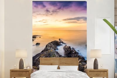 Behang - Fotobehang Zonsondergang - Horizon - Water - Landschap - Blauw - Breedte 200 cm x hoogte 300 cm
