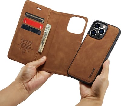 iPhone 15 Pro Max Bookcase hoesje - CaseMe - Effen Cognac - Kunstleer