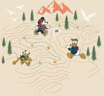 Fotobehang - Mickey Meets the Mountain 300x280cm - Vliesbehang
