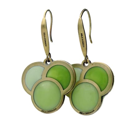 Bela Donaco - Oorbellen – Resin Art – Messing – Olive green