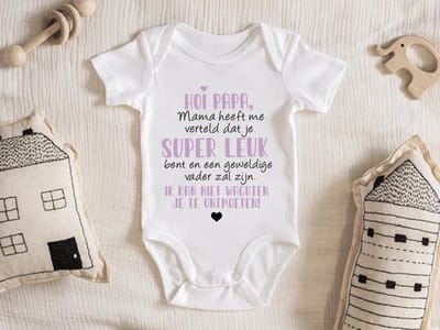Hospitrix Baby Rompertje met Tekst HOI PAPA... Roze | Korte Mouw | Cadeau voor Zwangerschap | Bekendmaking | Aankondiging | Cadeau voor Papa | Vaderdag