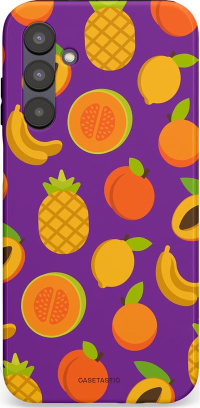 Casetastic Hoesje Geschikt voor Samsung A25 - Stijlvolle Beschermende Duo-layer Case - Tropisch Fruit Feest