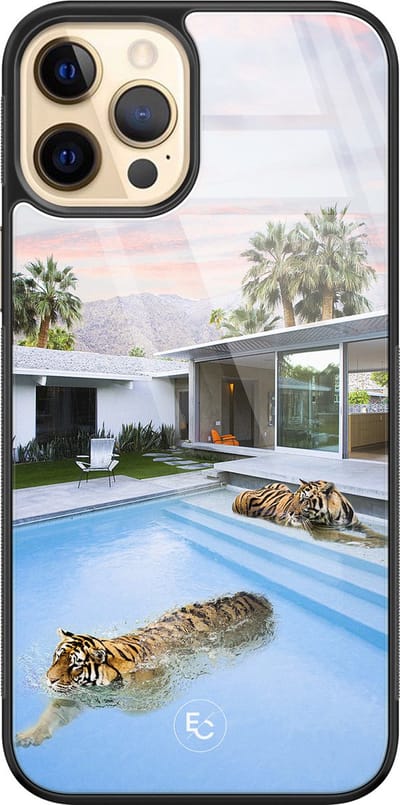 Hoesje geschikt voor iPhone 12 - Tijger zwembad - Luxe Hard Case - Print - Blauw - ELLECHIQ