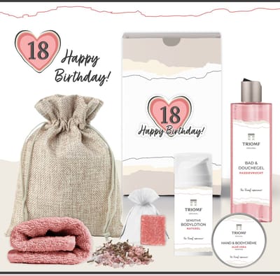 Geschenkset “18 Happy Birthday!” - 6 producten - 520 gram - Triomf Cosmetica | Cadeau voor haar Achttien Speciaal Cadeaupakket Feestje Wellness Pakket Luxe Giftset Douchegel Passievrucht Verjaardag Gefeliciteerd Eighteen Party Gift Set Roze