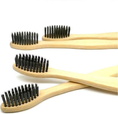 100% Bamboo Ecologische Bamboe Tandenborstel Zwart - Set van 4 - Recyclebaar en Biologisch afbreekbaar