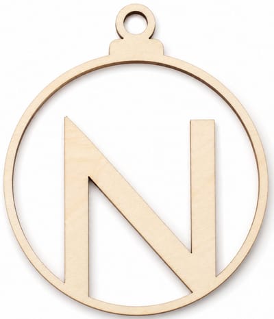 Houten kerstversiering - Wooden Christmas decoration | Letter “N” | 9cm | Licht hout - Natural wood | Kerstbal - Christmas tree bauble - Houten Hangers - Kerstboom - Alfabet - Alphabet - Kerstdecoratie - Naam