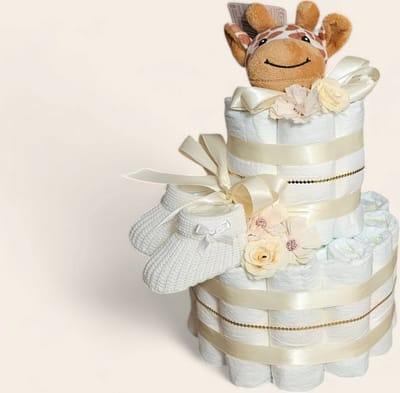 Luiertaart 2 laags - creme - giraf - slofje - 27 pampers