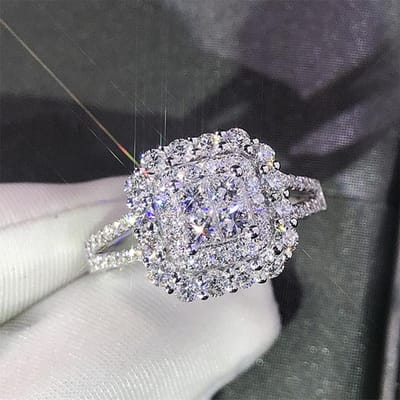 Huitan Prachtige Vierkante Vorm Damesring Vol Bling Iced Out Micro Pave Kristal Zirconium Schitterende Bruidsring Trouw Verlovingsring 8