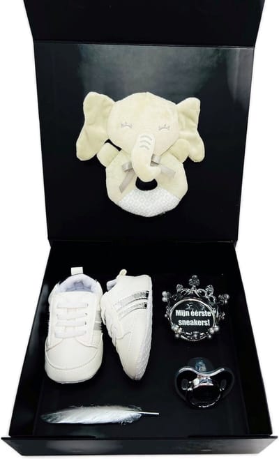 Kraamcadeau luxe unisex - zwangerschapscadeau - rammelaar -bijtring - ook rechtstreeks te versturen met kaart kraamkado in luxe magneetbox