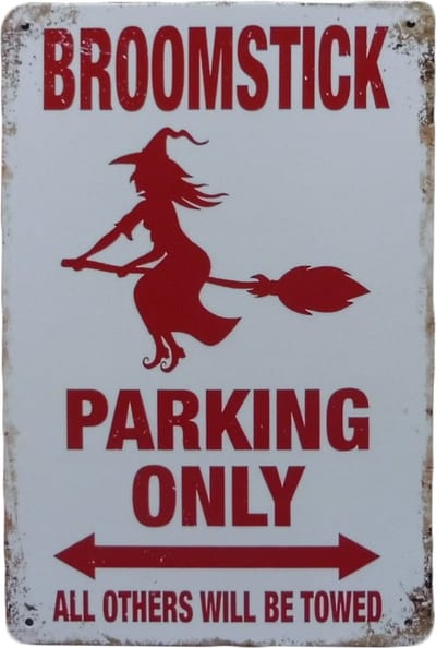 Wanddecoratie - Wandbord - Broomstick parking - Metalen wandbord - Mancave - Mancave decoratie - Retro - Mannen cadeautjes - Bar decoratie - Bar - Wandborden - Muur decoratie - Wand Decoratie - 20 x