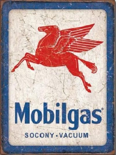 Mobilgas.   Metalen wandbord 31,5 x 40,5 cm.
