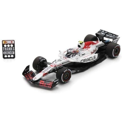 Spark Red Bull Racing F1 Team Modèle 2025 Produit Officiel Édition Spéciale GP du Japon Voiture de Course à l'Échelle Yuki Tsunoda avec Planche de Pit Stop 1/43 black