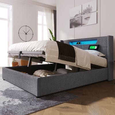 MODFU Bedframe 160x200 cm – Linnen met LED & V-lijn hoofdbord – Hydraulisch – Grijs